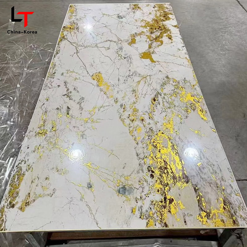 กันน้ำ 1220 × 2440 มม. 3 มม. PVC UV Board สำหรับผนังภายในตกแต่งด้วย High Gloss Finish สำหรับ House Office Design Decor