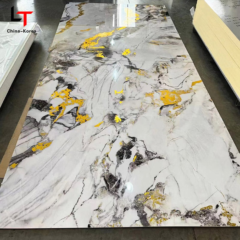 กันน้ำ 1220 × 2440 มม. 3 มม. PVC UV Board สำหรับผนังภายในตกแต่งด้วย High Gloss Finish สำหรับ House Office Design Decor