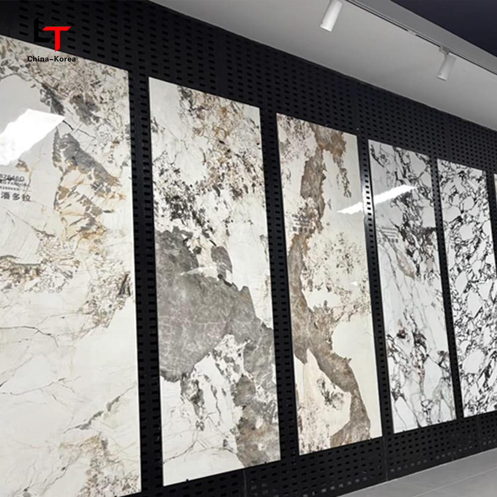 แผงคริสตัลคาร์บอนพีวีซีขนาด 1220 × 2440 มม. กันน้ำทนไฟตกแต่งผนังสำหรับในร่มกลางแจ้งพร้อมเคลือบ UV