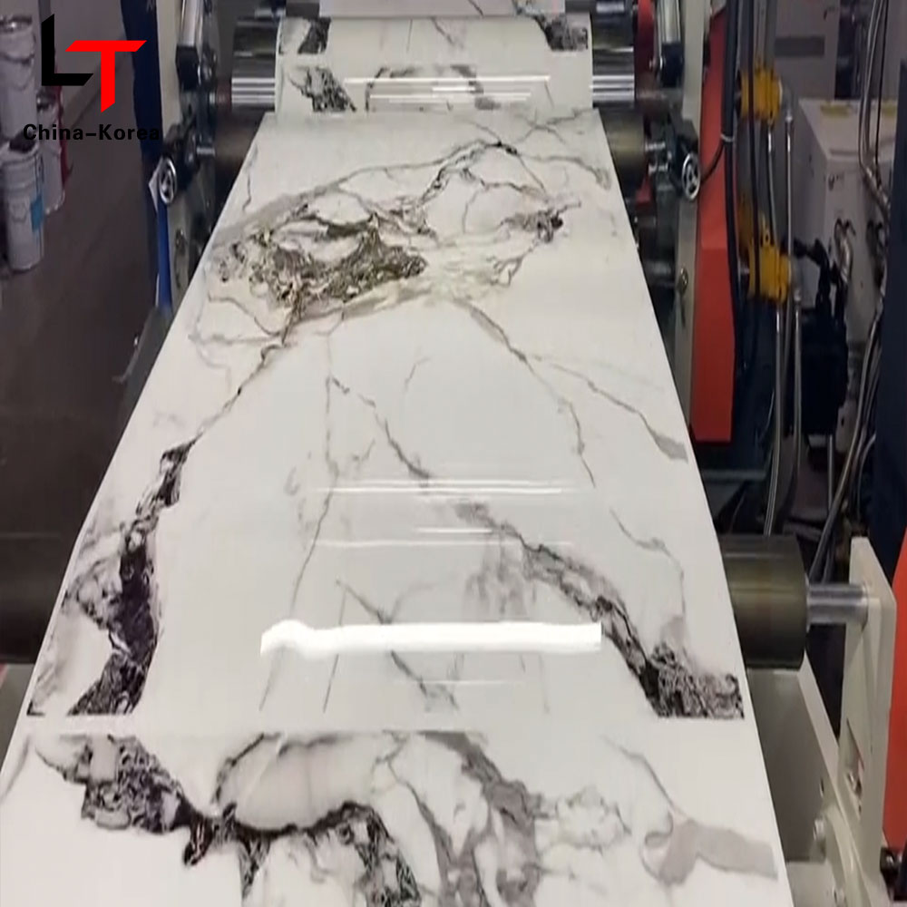 หินอ่อนโลหะสีทองฟิล์มพีวีซีฟิล์มตกแต่งการถ่ายเทความร้อนม้วนปั๊มร้อนสำหรับผู้ผลิตฟอยล์กดสูญญากาศเคลือบทอง